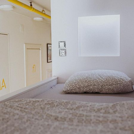 Private Rooms At Hostel63 Загреб Екстериор снимка