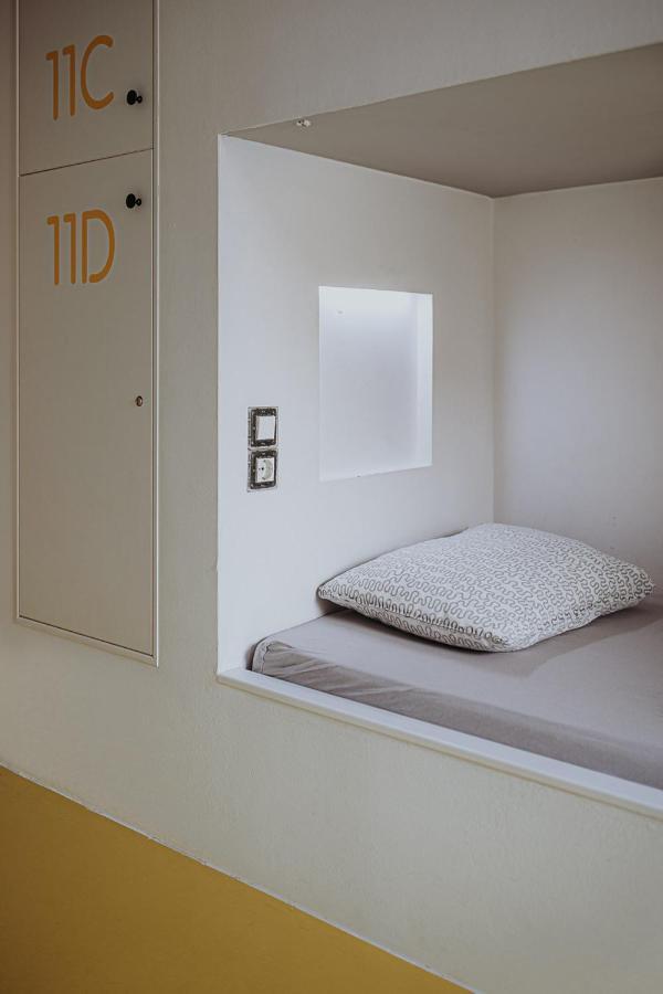 Private Rooms At Hostel63 Загреб Екстериор снимка