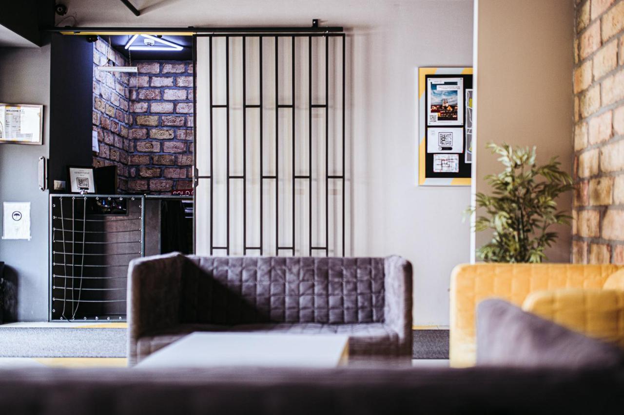 Private Rooms At Hostel63 Загреб Екстериор снимка